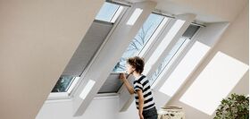 VELUX FHC | Store plissé occultant et isolant pour fenêtres de toit VELUX