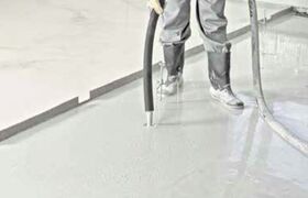 ATLAS SAM 100, ragréage auto-lissant à base de plâtre et d'anhydrite (5-30 mm)