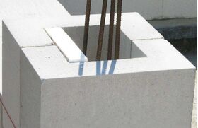 Bloc de chaînage béton cellulaire