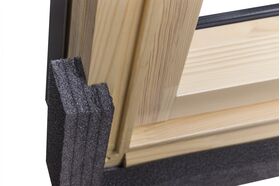 Raccordement isolante XT pour fenêtres de toit