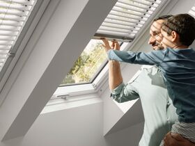 Fenêtre de toit VELUX GLU-B 0051 | Finition EverFinish - Le blanc éternel