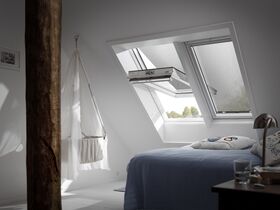Fenêtre de toit VELUX GGU 0062 | Finition EverFinish - Le blanc éternel