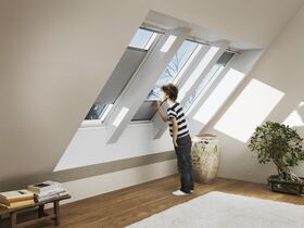 Fenêtre de toit  VELUX GGU 0070 | Finition EverFinish - Le blanc éternel
