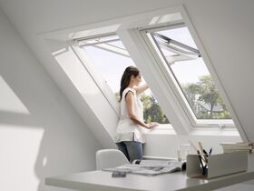 Fenêtre de toit  VELUX GPU 0070 | Finition EverFinish - Le blanc éternel