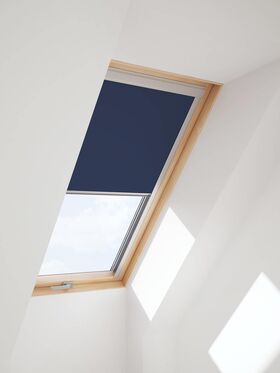 Store VELUX graphite pour chambre